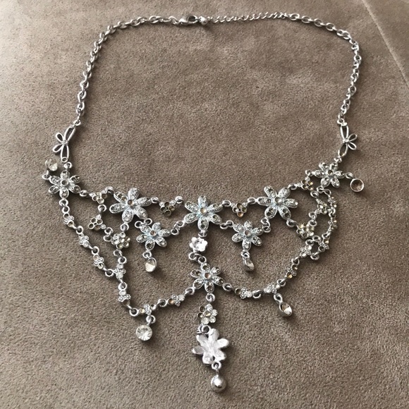 Necklace - Picture 1 of 1